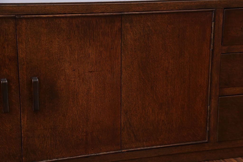 アンティーク家具　テレビ台にぴったり!アンティークローボード