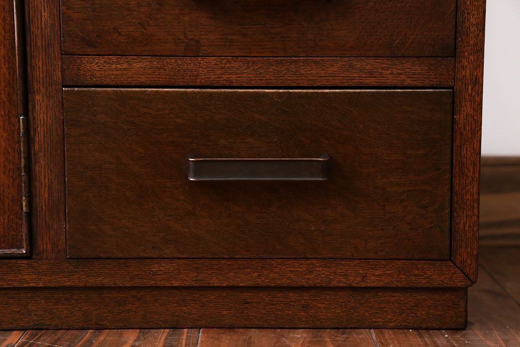 アンティーク家具　テレビ台にぴったり!アンティークローボード