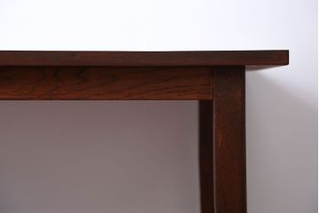アンティーク家具　古い松材天板のシンプルなダイニングテーブル