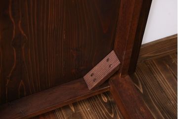 アンティーク家具　古い松材天板のシンプルなダイニングテーブル