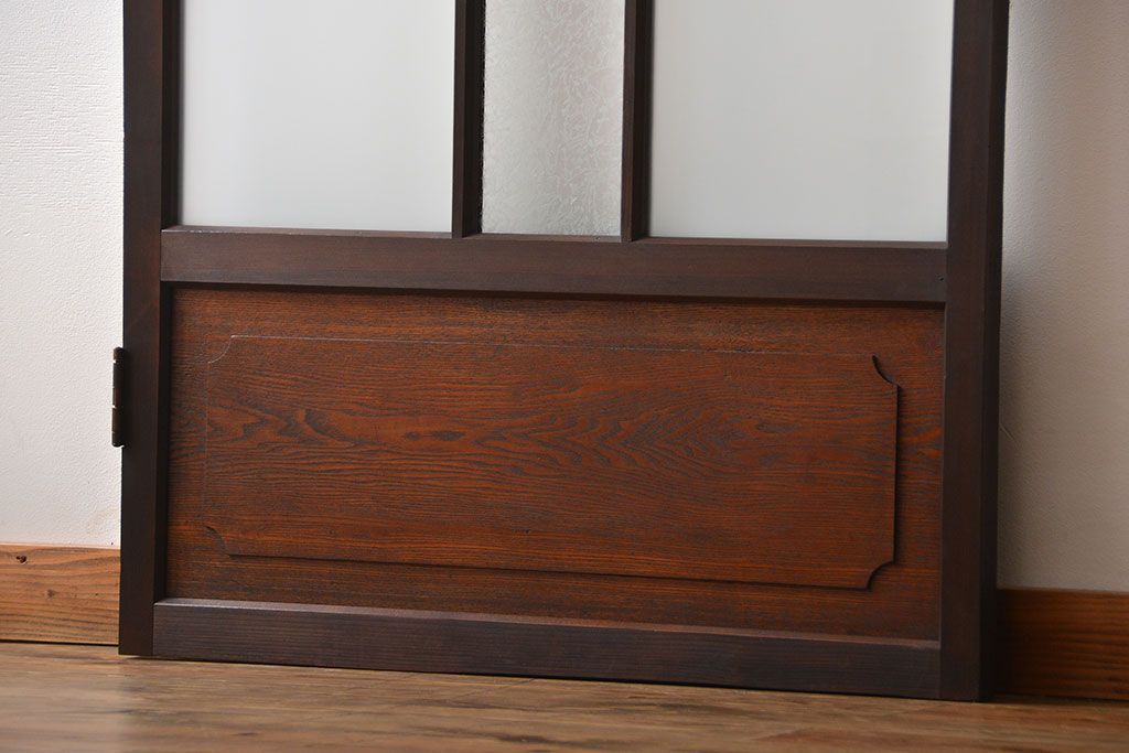 アンティーク 珍しいデザインの上質な扉(ドア)