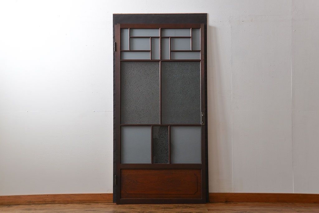 アンティーク 珍しいデザインの上質な扉(ドア)