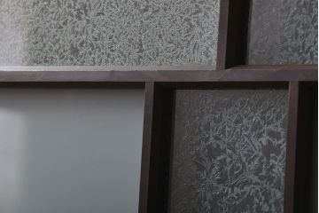 アンティーク 珍しいデザインの上質な扉(ドア)