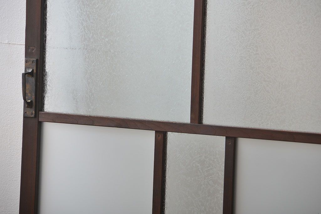 アンティーク 珍しいデザインの上質な扉(ドア)