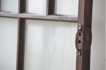 アンティーク すりガラス入りの背の高い扉(ドア)