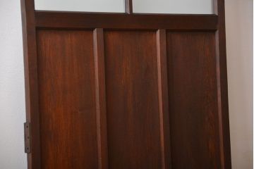 アンティーク すりガラス入りの背の高い扉(ドア)