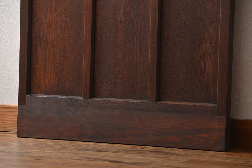 アンティーク すりガラス入りの背の高い扉(ドア)