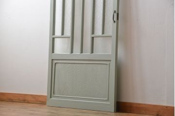 アンティークペイント　かわいいデザインの扉(ドア)