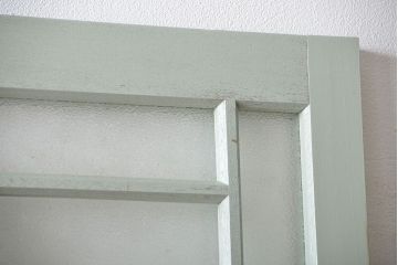 アンティークペイント　かわいいデザインの扉(ドア)
