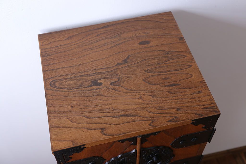 中古　民芸縦長引き出し