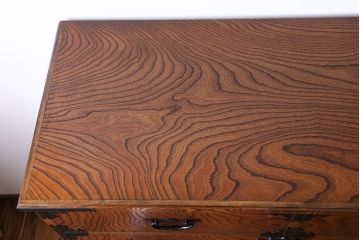 中古　木目の美しい民芸衣装箪笥