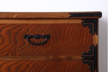 中古　木目の美しい民芸衣装箪笥