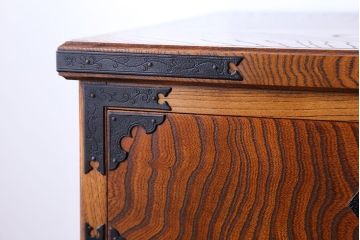 中古　木目の美しい民芸衣装箪笥