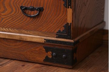 中古　木目の美しい民芸衣装箪笥