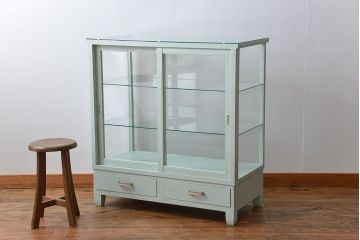 アンティーク家具　アンティーク 引き出し付きペイントガラスケース(ショーケース)