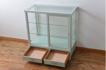 アンティーク家具　アンティーク 引き出し付きペイントガラスケース(ショーケース)
