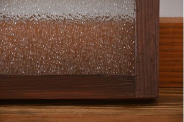 昭和レトロ ダイヤガラスのモダンな明り取り(ガラス欄間、窓)