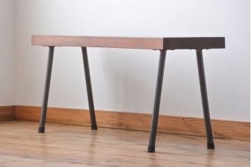 レトロ家具　昭和レトロ 天板一枚板　古材を使った鉄脚ベンチ(1)