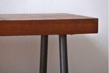 レトロ家具　昭和レトロ 天板一枚板　古材を使った鉄脚ベンチ(1)