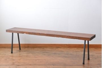 レトロ家具　昭和レトロ 天板一枚板　古材を使った鉄脚ベンチ(2)