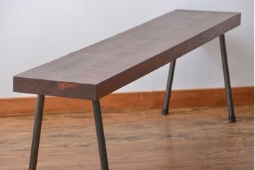 レトロ家具　昭和レトロ　天板一枚板　古材を使った鉄脚ベンチ(3)