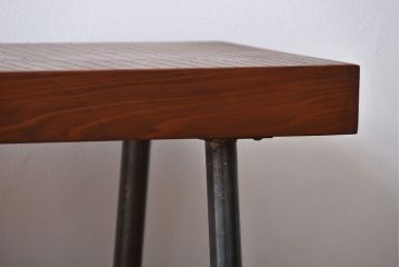 レトロ家具　昭和レトロ　天板一枚板　古材を使った鉄脚ベンチ(3)