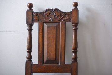 アンティーク家具　イギリスアンティーク 豪華絢爛!オーク材　彫刻の美しいダイニングチェア2脚セット(1)