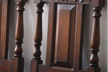 アンティーク家具　イギリスアンティーク 豪華絢爛!オーク材　彫刻の美しいダイニングチェア2脚セット(1)