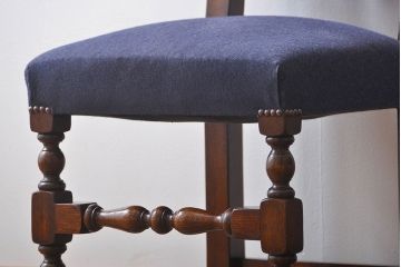 アンティーク家具　イギリスアンティーク 豪華絢爛!オーク材　彫刻の美しいダイニングチェア2脚セット(2)