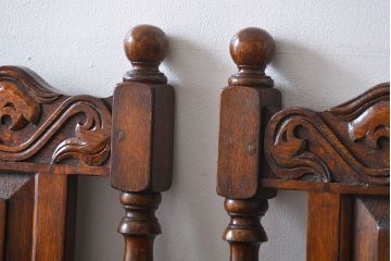アンティーク家具　イギリスアンティーク 豪華絢爛!オーク材　彫刻の美しいダイニングチェア2脚セット(3)