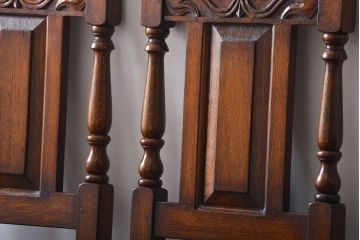 アンティーク家具　イギリスアンティーク 豪華絢爛!オーク材　彫刻の美しいダイニングチェア2脚セット(3)
