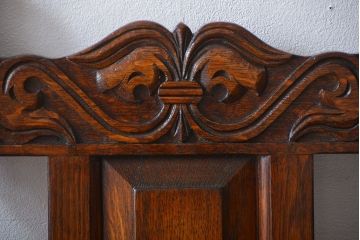 アンティーク家具　イギリスアンティーク 豪華絢爛!オーク材　彫刻の美しいダイニングチェア2脚セット(4)