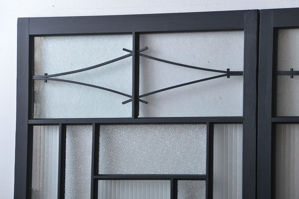 大正ロマン　艶消しブラックペイントの背の高いガラス戸4枚セット(引き戸)