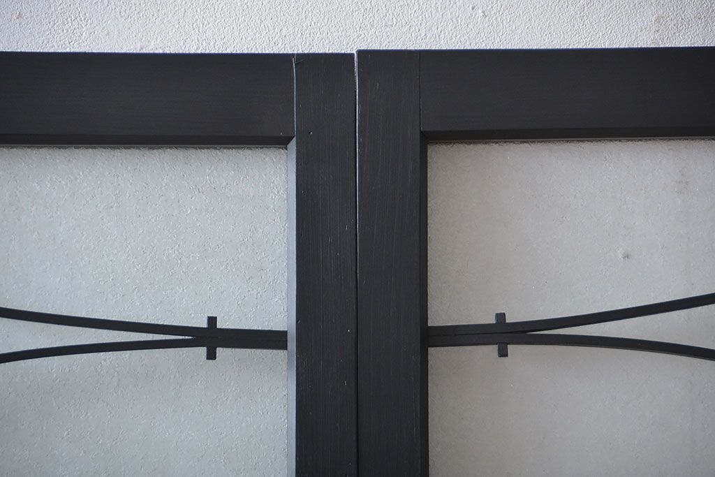 大正ロマン　艶消しブラックペイントの背の高いガラス戸4枚セット(引き戸)