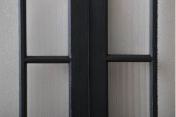 大正ロマン　艶消しブラックペイントの背の高いガラス戸4枚セット(引き戸)