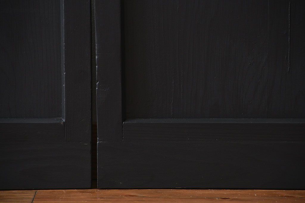 大正ロマン　艶消しブラックペイントの背の高いガラス戸4枚セット(引き戸)