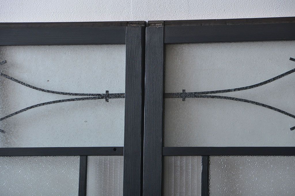 大正ロマン　艶消しブラックペイントの背の高いガラス戸4枚セット(引き戸)