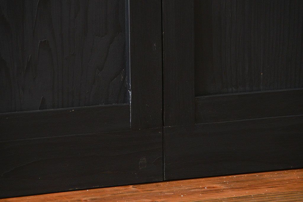 大正ロマン　艶消しブラックペイントの背の高いガラス戸4枚セット(引き戸)