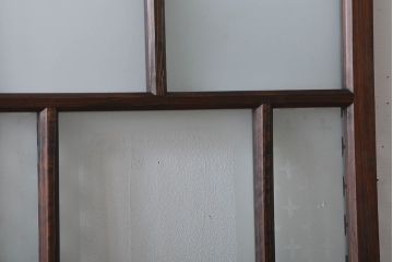 すりガラスと模様ガラス入りガラス戸2枚