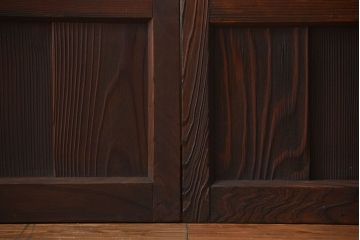 すりガラスと模様ガラス入りガラス戸2枚