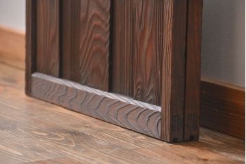 すりガラスと模様ガラス入りガラス戸2枚