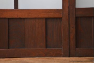 すりガラスと模様ガラス入りガラス戸2枚