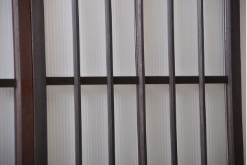 大正ロマン モールガラスとダイヤガラス入り!背の高い裏ガラス格子戸
