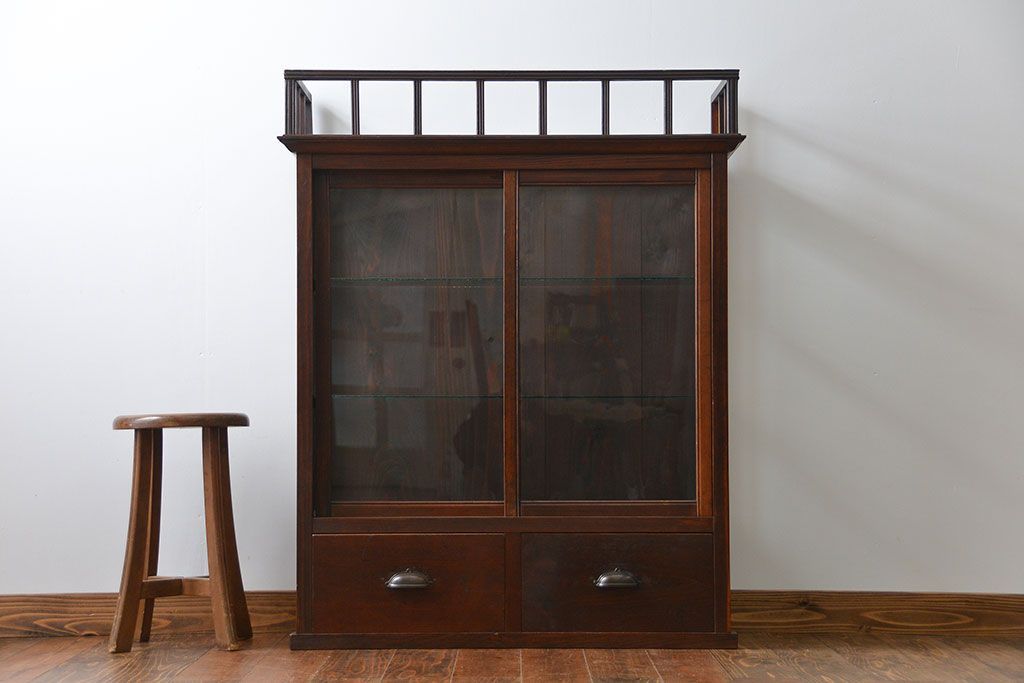 アンティーク家具　大正ロマン 古いタバコ屋のアンティークガラスケース