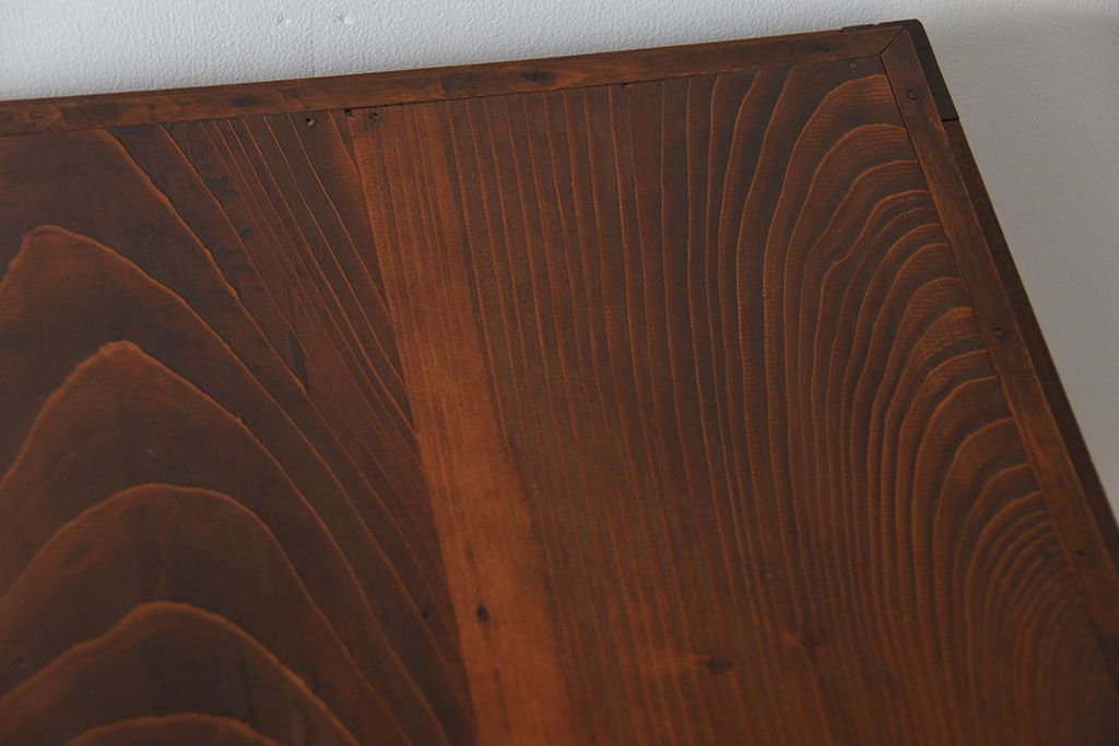 レトロ家具　昭和レトロ モールガラス入り!スリムな縦型脚付き戸棚