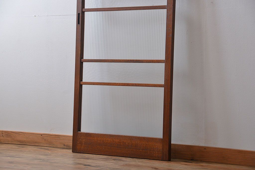 アンティーク　モールガラスとデザインガラス入りのガラス戸