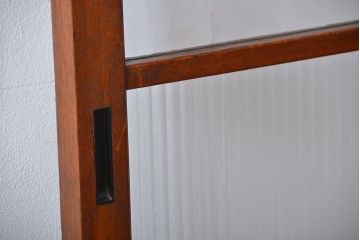 アンティーク　モールガラスとデザインガラス入りのガラス戸