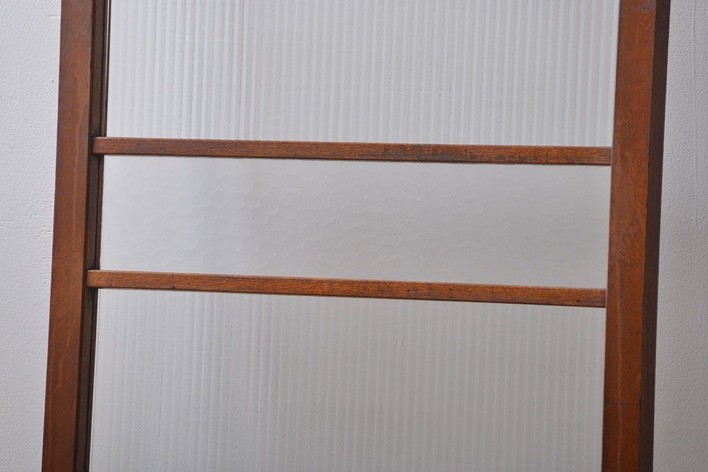 アンティーク　モールガラスとデザインガラス入りのガラス戸