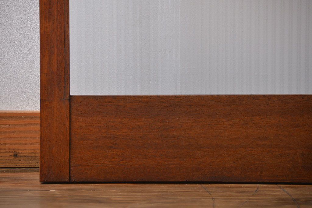 アンティーク　モールガラスとデザインガラス入りのガラス戸