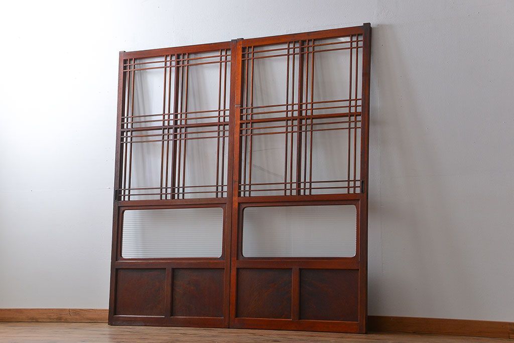 アンティーク お洒落なデザインのガラス格子戸